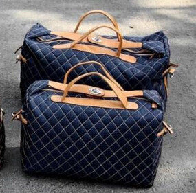 Diamond Patterned Men Travel Bag