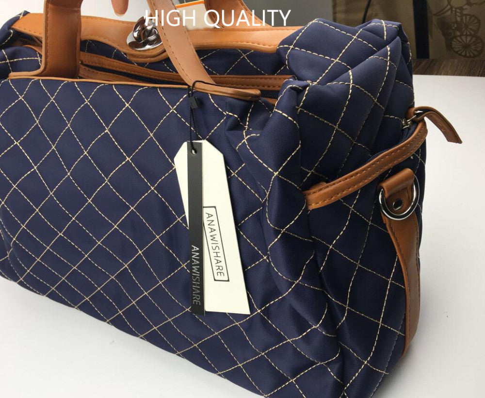 Diamond Patterned Men Travel Bag